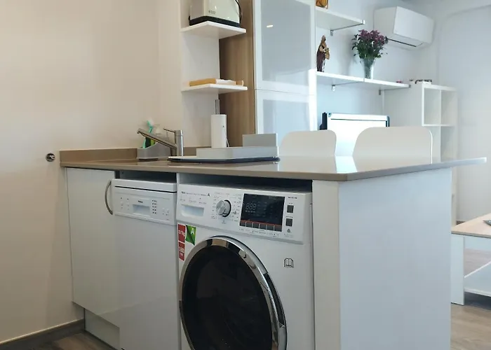 Moderno Centrico Con Increibles Vistas Al Mar *