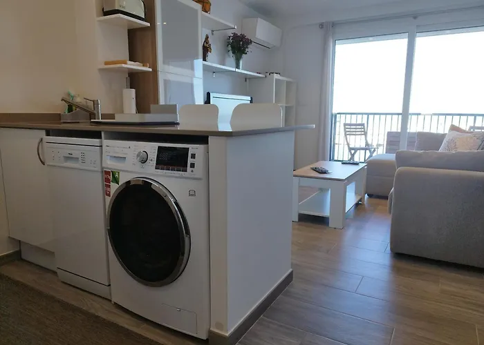 Moderno Centrico Con Increibles Vistas Al Mar